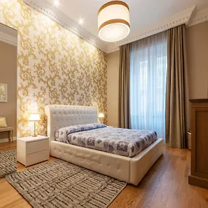  Apartment Domus Romana Italy