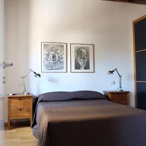  Apartment La Del Pellegrino Italy